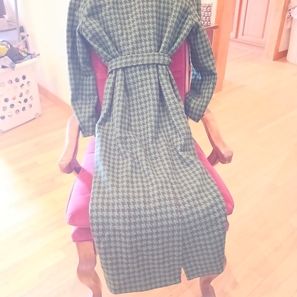 Green and black checked wool coat - Picture 9 of 10